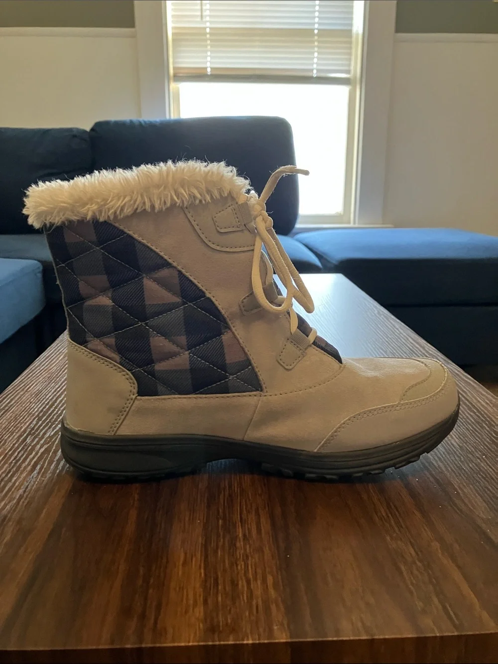 Columbia Women's Gray Faux-Fur Lined Winter Boots with Navy Plaid Accents